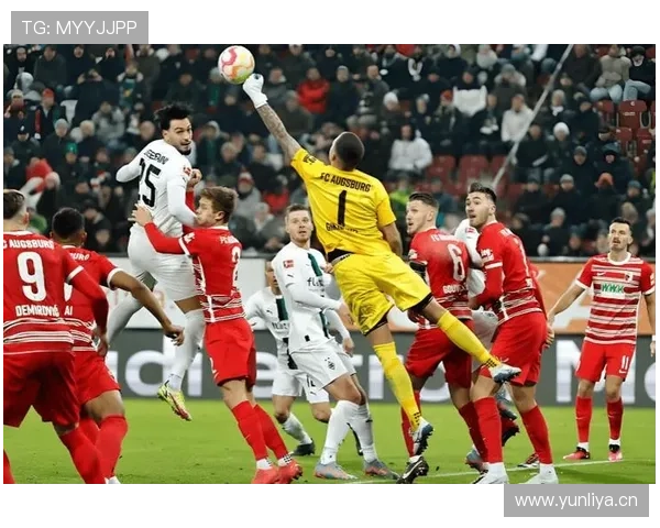 奥格斯堡中场组织近期表现稳健，攻防转换效率持续提升