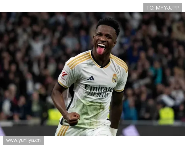 特里皮尔对抗维尼修斯：应对速度型边锋的挑战