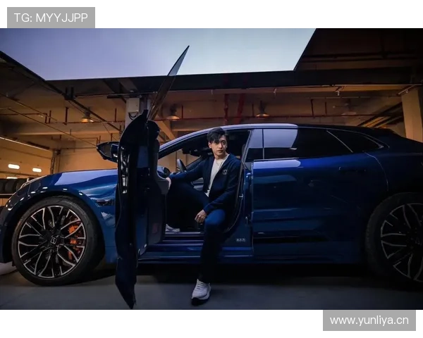 周冠宇开的车看着像豪宅，买单速度吓得服务员直冒汗！