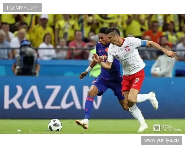 莱万技术能力争议：技术短板是否影响其战术价值